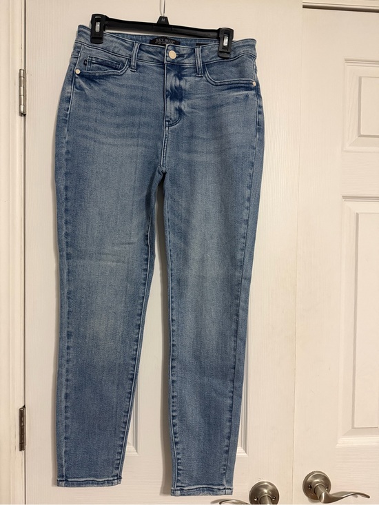 Judy Blue Denim - Judy blue relaxed, fit jeans women’s size 9
29 stretch medium wash high rise